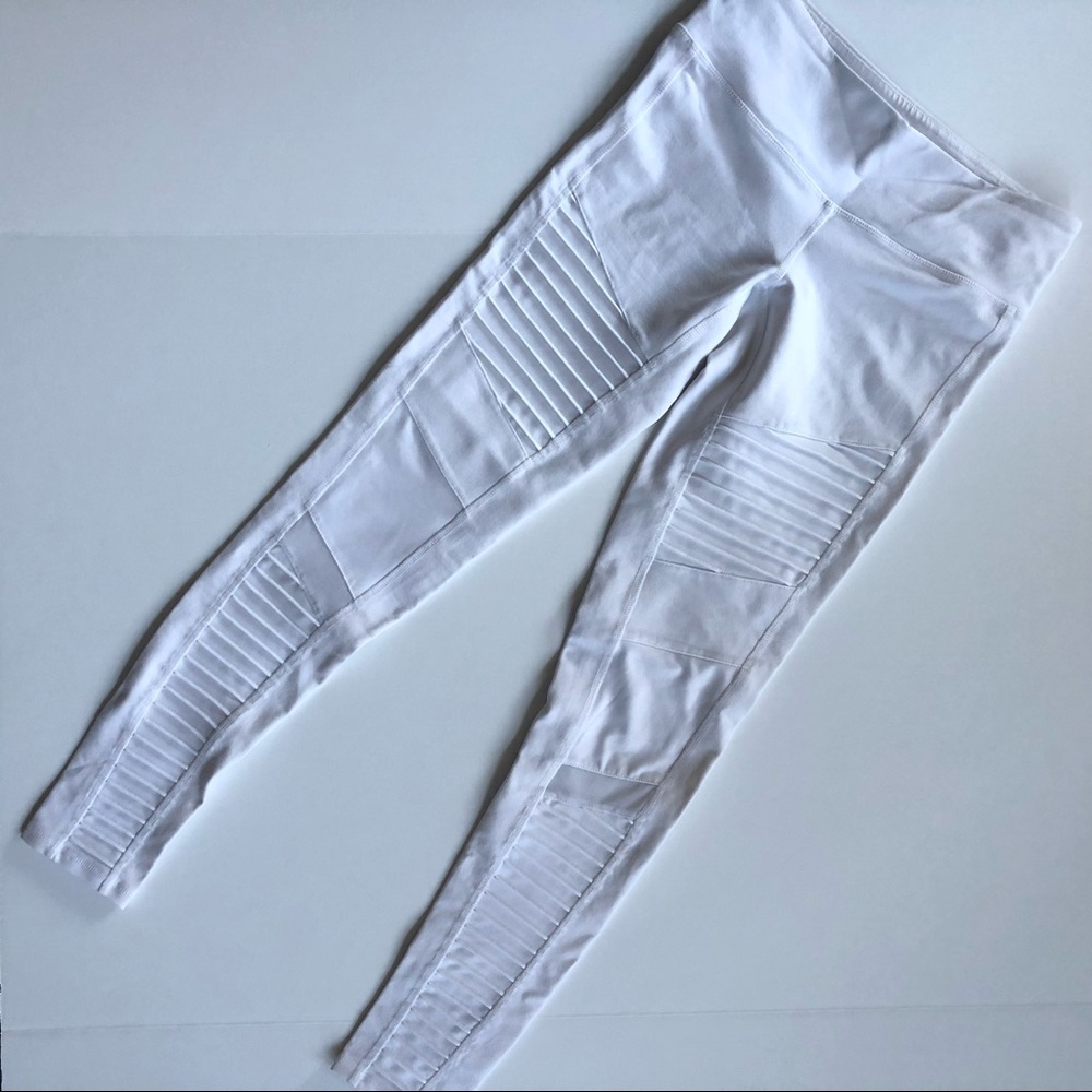 Alo white Moto leggings